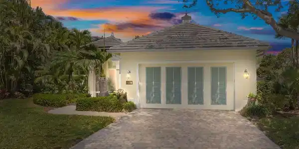 2134 Autumn Lane