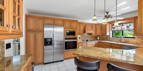 3764 SW Pheasant Run