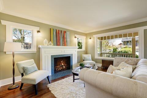 Image 4: livingroom