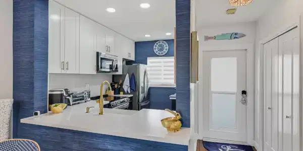 Image 3: 6530 N Ocean Blvd_#307_Jody Cologirone_3