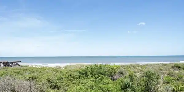Image 4: beach 8200 A1A s