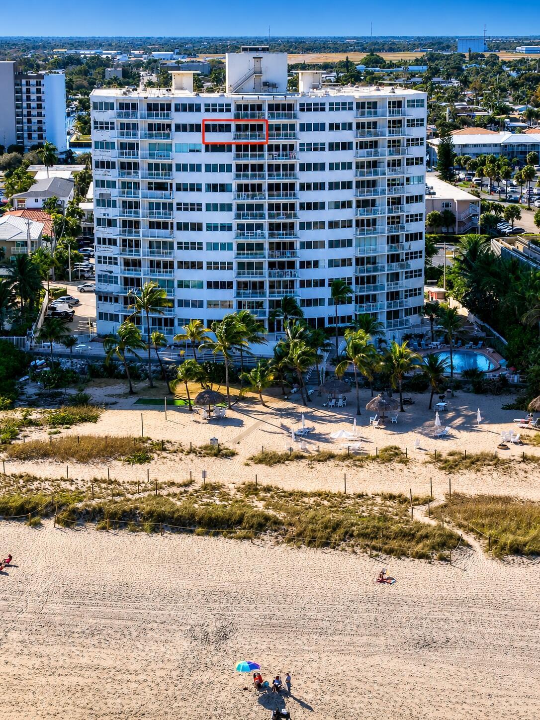 Image 4: West view of Breakers Pompano from the ocean. Unit