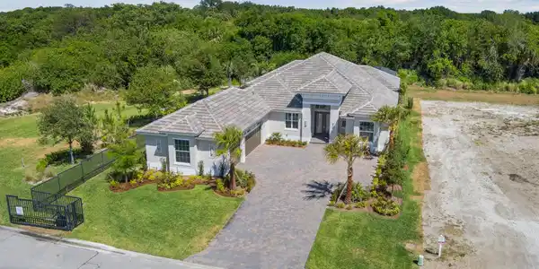 2251 Grand Harbor Reserve Square