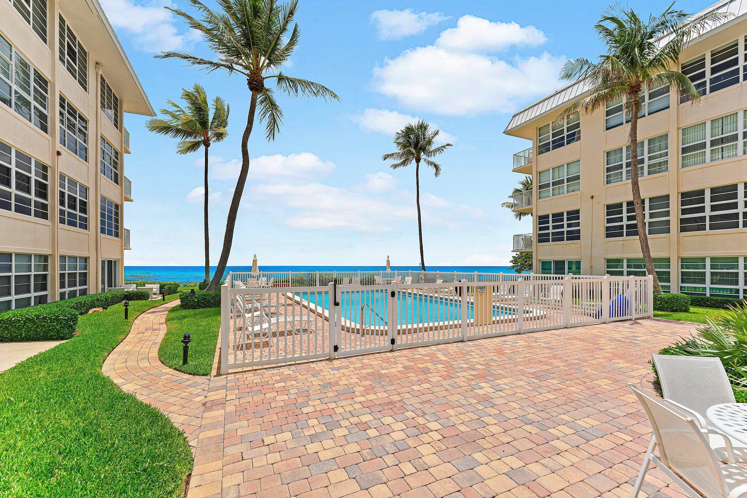 Image 4: 027-3851NorthOceanBoulevard-403-GulfStre