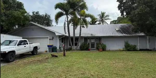 2906 SW Feroe Avenue