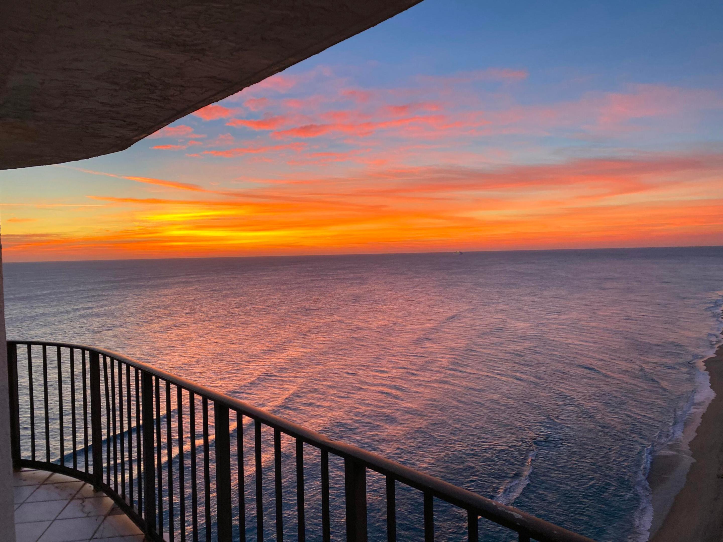 Image 1: Enjoy stunning sunrises each morning from this rar