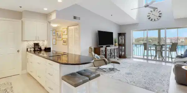 4452 NE Ocean Boulevard
