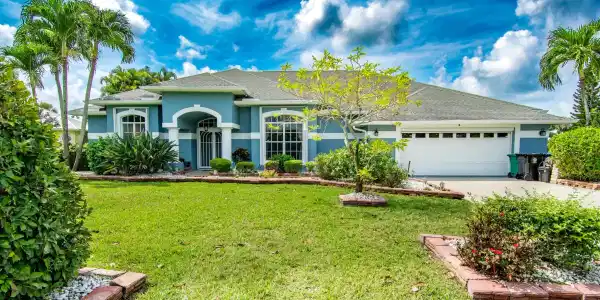 2608 SW River Shore Drive