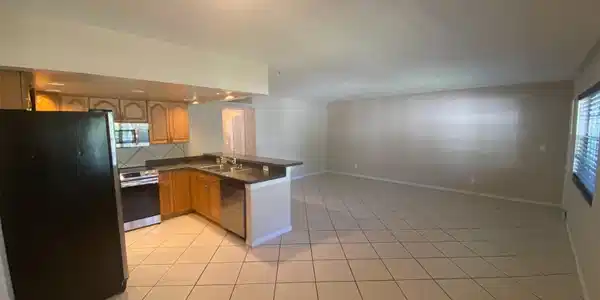5208 NE 24th Ter