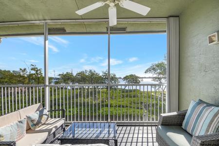90 N Lakeshore Drive