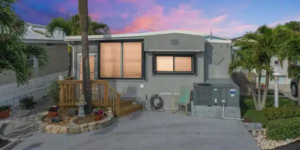 10701 S Ocean Drive