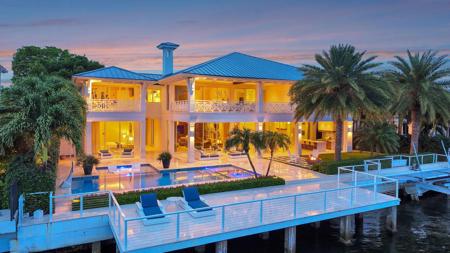1900 Intracoastal Drive
