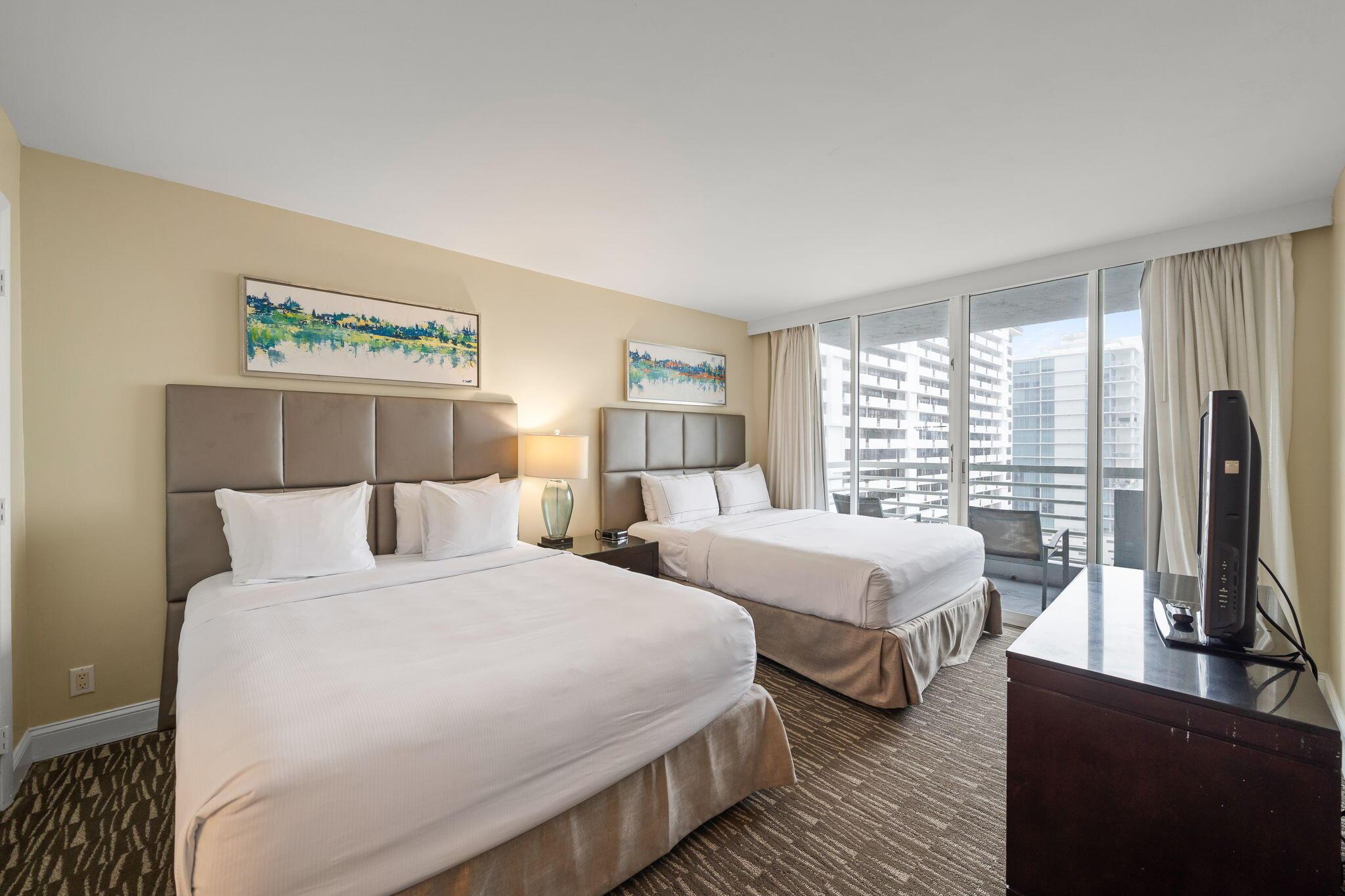 Image 3: 6-web-or-mls-2670 E Sunrise Blvd Unit 11
