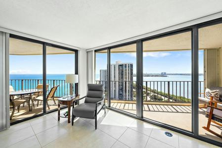 5420 N Ocean Drive