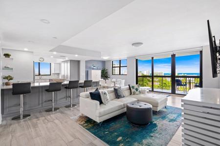 2900 NE 14th St Causeway