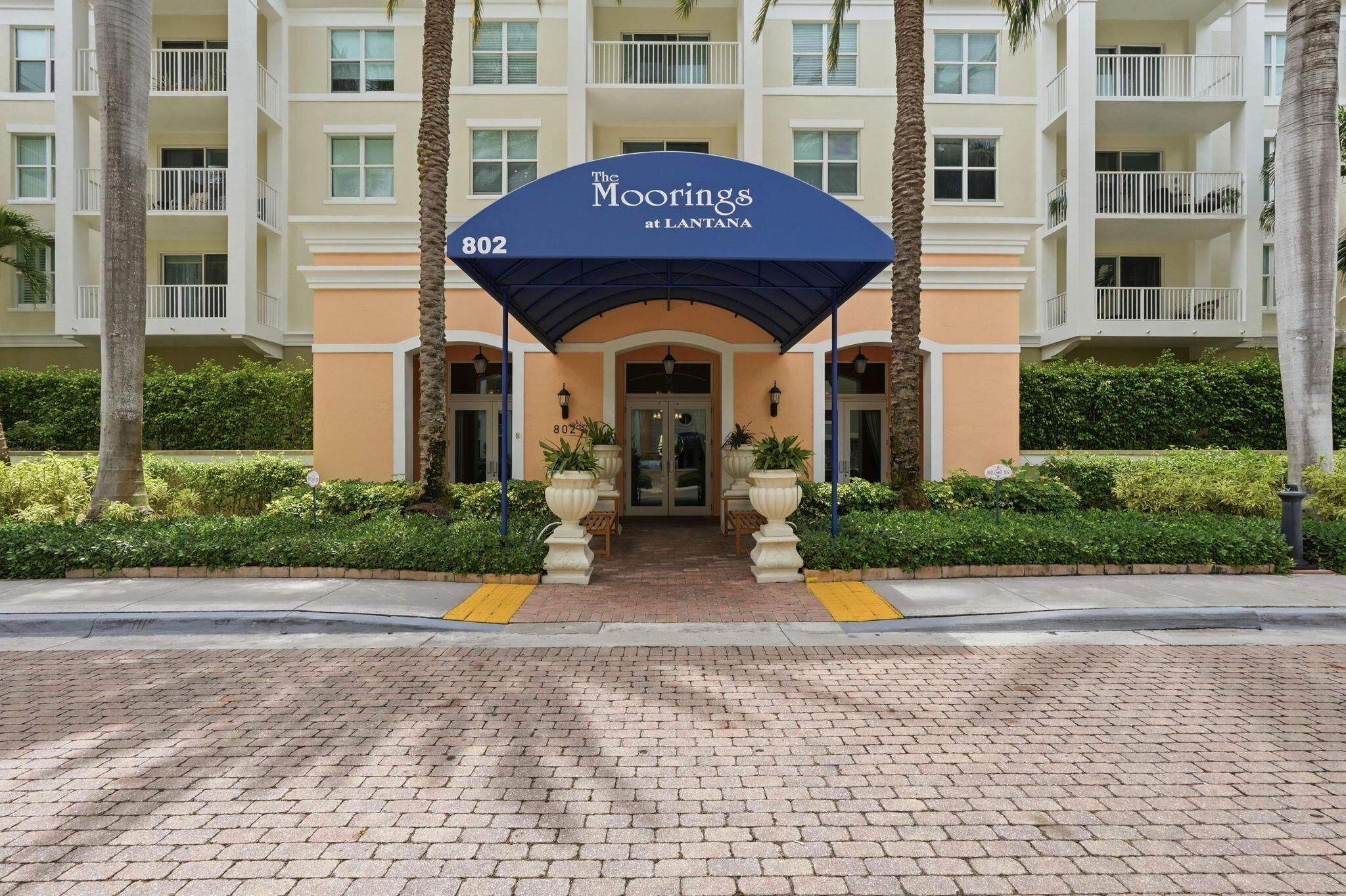 Image 4: 26-web-or-mls-802_W_Windward_Way_Unit_30