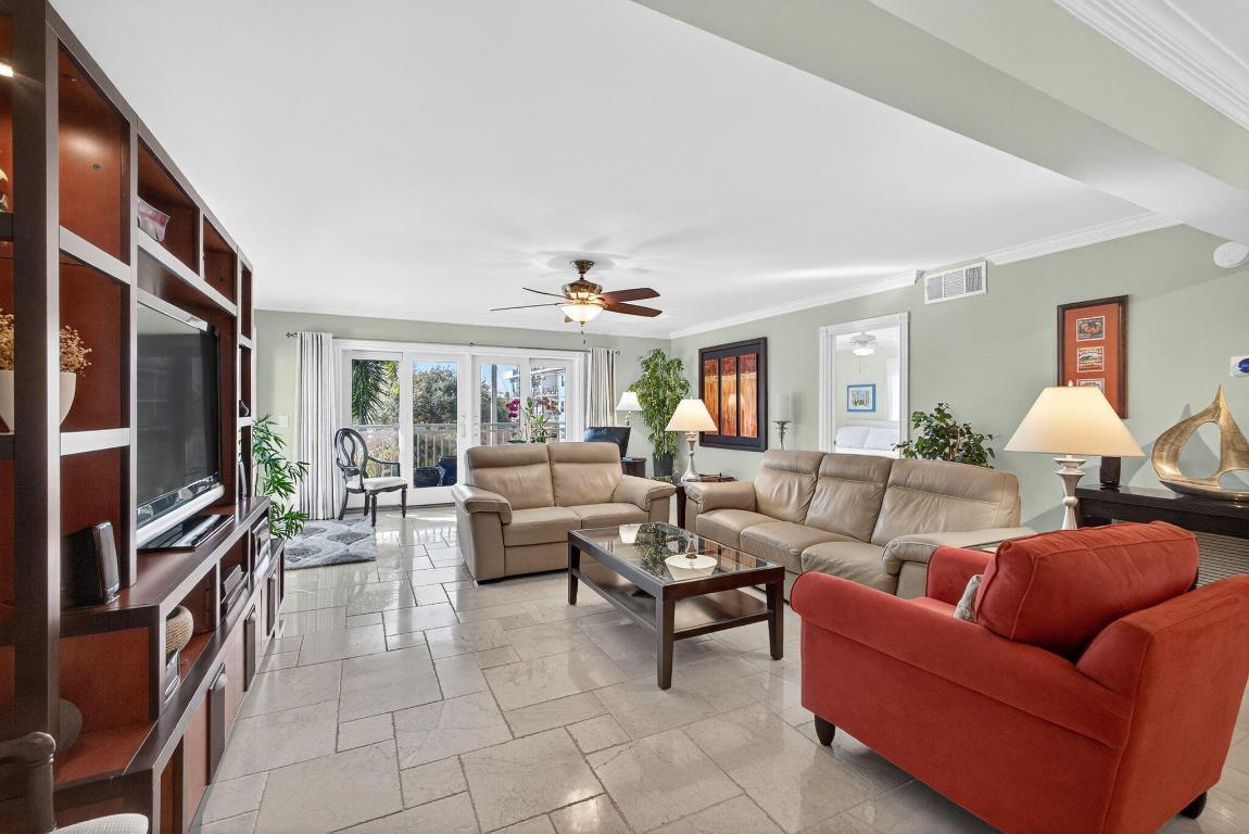 Image 3: 16-web-or-mls-5D1A7712