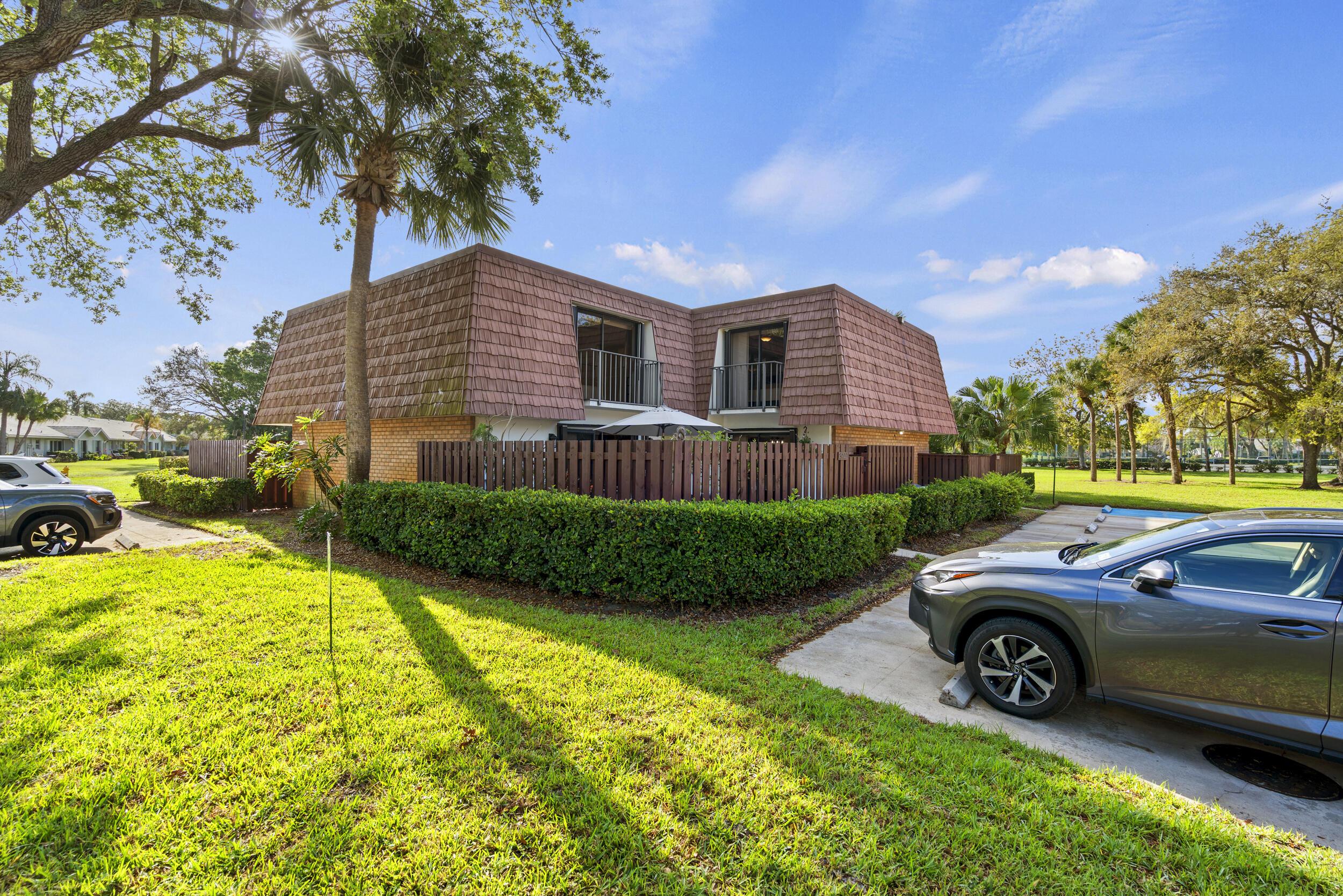 Image 4: 3100 SW Sunset Trace Cir