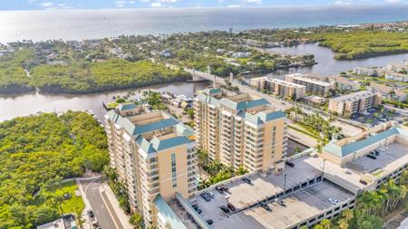 700 E Boynton Beach Boulevard