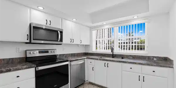 3300 S Ocean Blvd