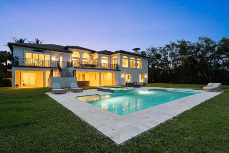 130 N Sewalls Point Road