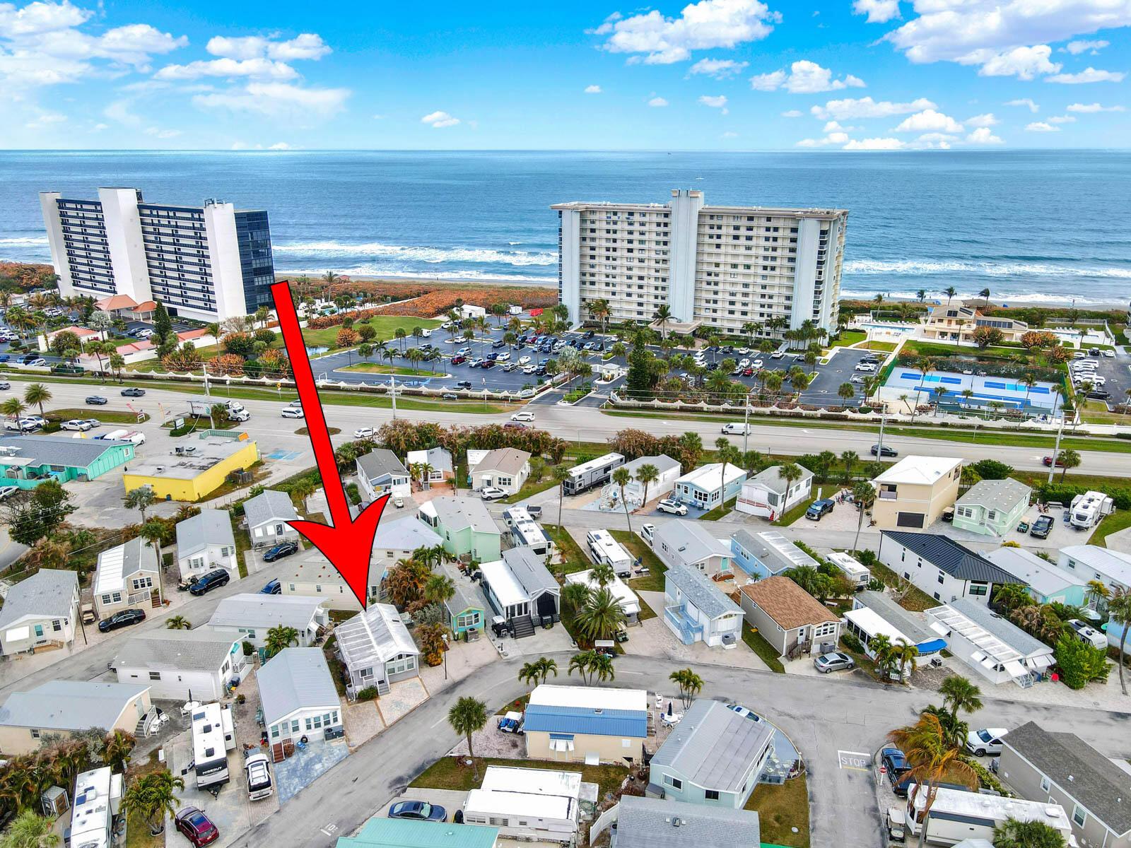 Image 4: Across from the beach