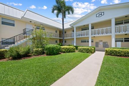 24 COLONIAL CLUB Drive