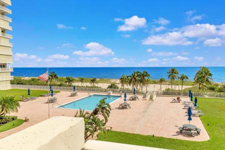 750 N Ocean Blvd