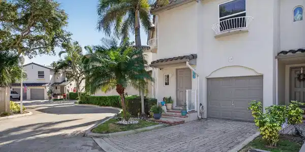 1900 Oceanwalk Lane