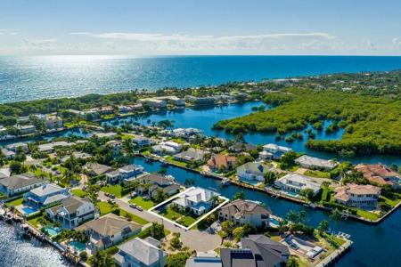 21 Eleuthera Drive
