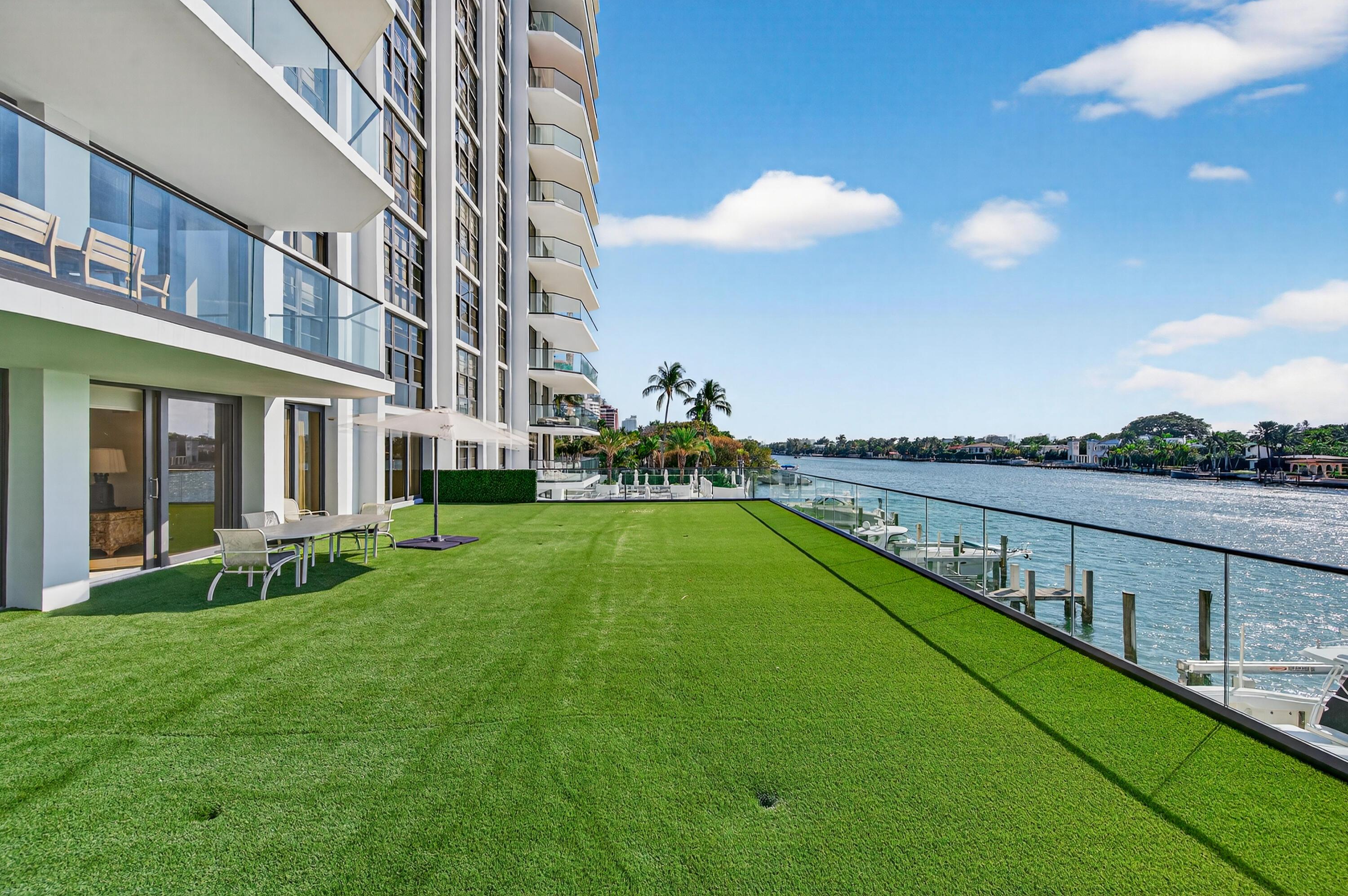 Image 2: 42-5500-Collins-Ave-LPG
