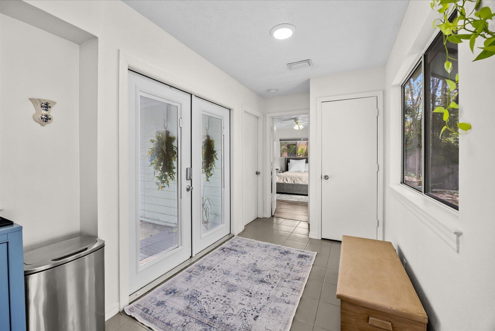 Image 4: Entry Way