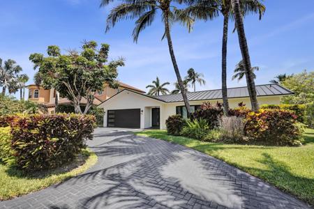933 Banyan Drive