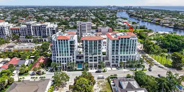 495 E Royal Palm Road