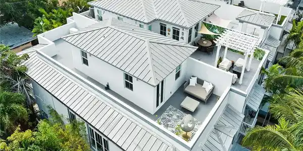308 NE 15th Ave
