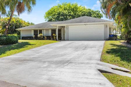 1260 SW Kevin Court