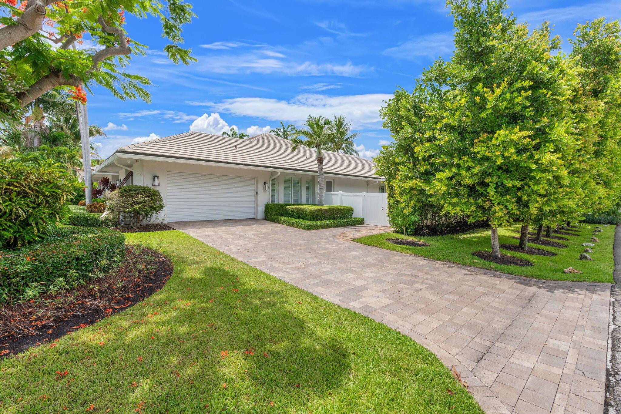 Image 4: 5-web-or-mls-2517 NE 13th St, Fort Laude