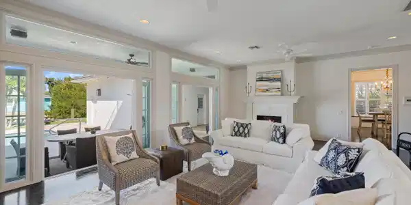 Image 3: 401 Center Street, Jupiter, FL (1)