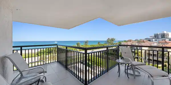 2667 N Ocean Boulevard