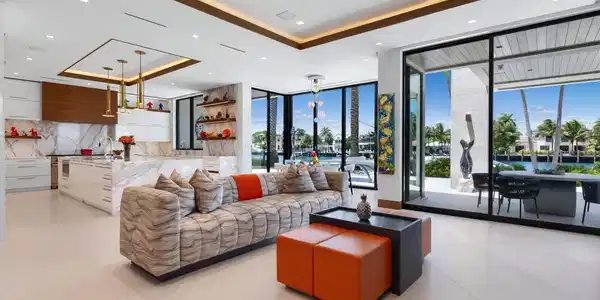 Image 3: Family Room