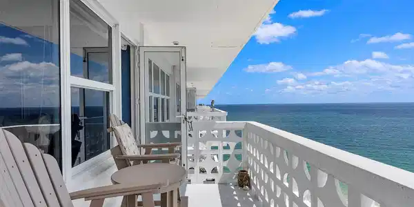 Image 2: Balcony off Living Rm