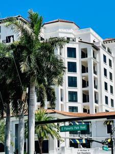 200 E Palmetto Park Road
