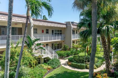 624 Snug Harbor Drive