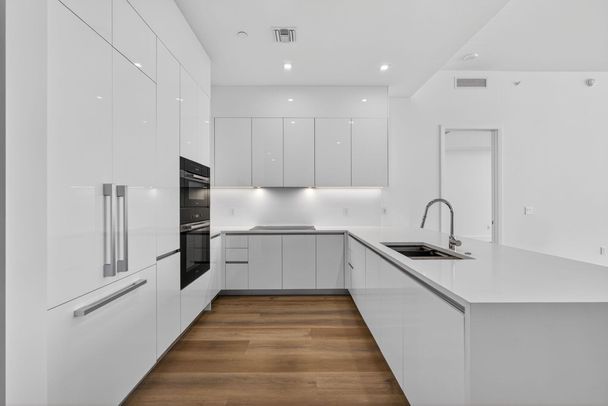 Image 4: 4-web-or-mls-5D1A7095