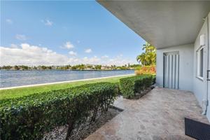 1201 S Riverside Dr