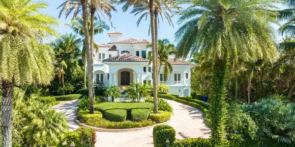 1736 Ocean Drive