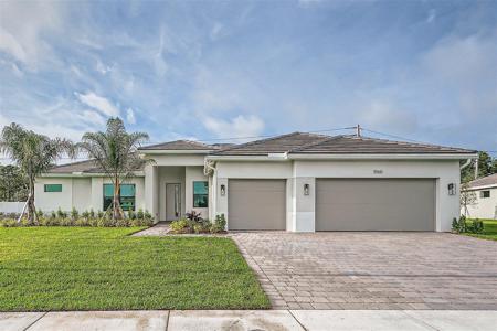 1560 Lago Circle