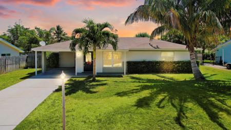1509 Venus Avenue