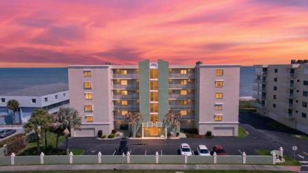 401 Jimmy Buffett Mem Highway