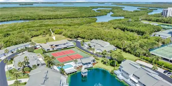 4949 N Highway A1A